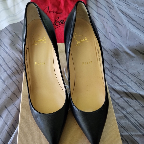 Christian Louboutin size US 7.5 - Picture 1 of 6